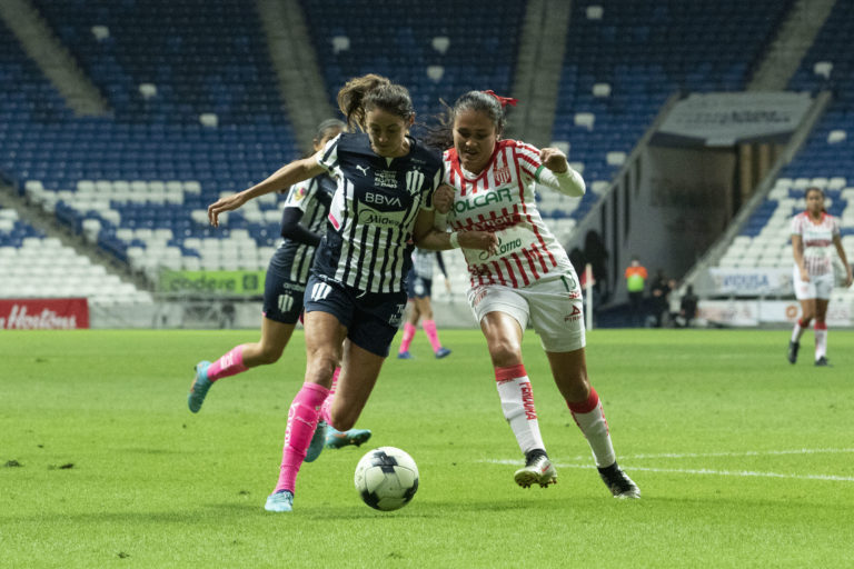 Centellas caen ante las Rayadas de Monterrey por 5-2