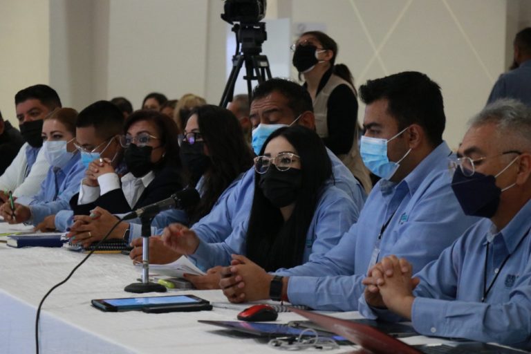 Docentes en Aguascalientes colaboran en edición de libros de texto gratuitos