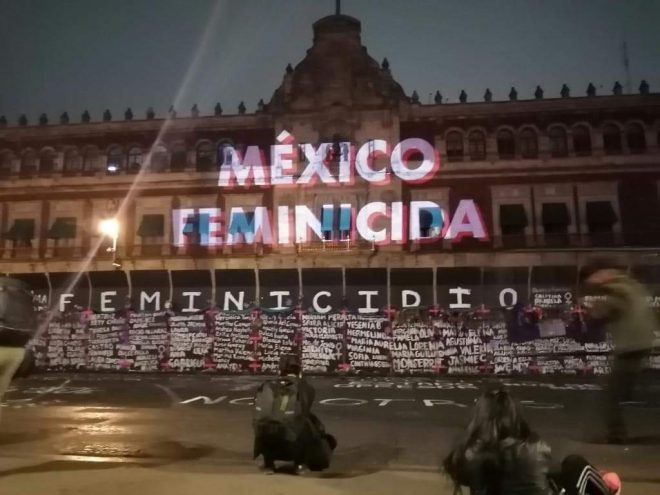 Viajan a CDMX madres de jóvenes chiapanecas víctimas de feminicidio, piden audiencia con AMLO