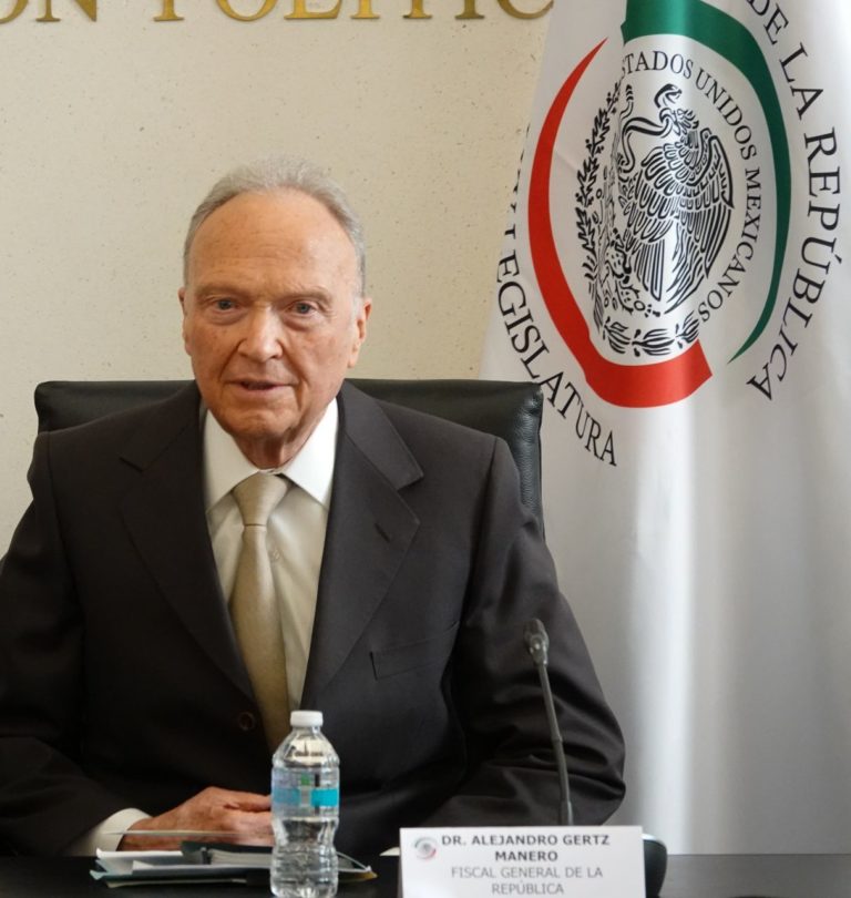 ¿Qué hará el presidente con su fiscal?/ Convicciones