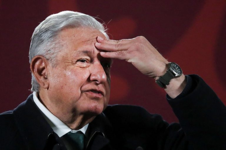 AMLO dice que él redactó la respuesta a la resolución “calumniosa” del Parlamento Europeo
