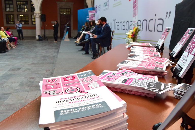 Presentan el libro Periodismo de Investigación en el Ámbito Local