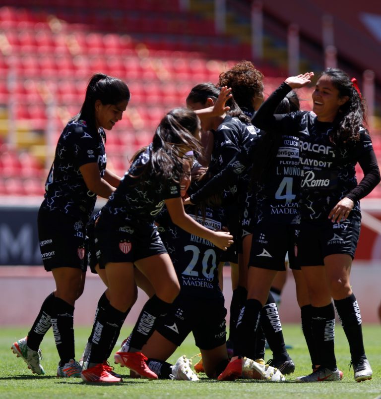 Logran Centellas victoria en Puebla