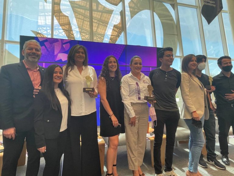 Asiste Nora Ruvalcaba al foro de candidatas organizado por el Tec de Monterrey 