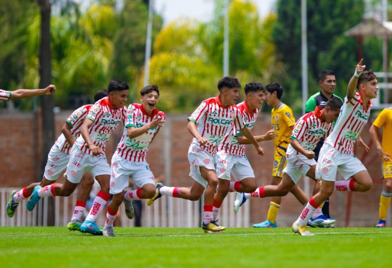 Fuerzas básicas de Necaxa llegan a semifinales