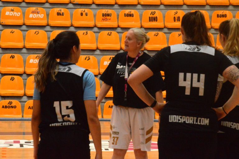 Va Panteras Femenil por victorias contra Halcones de Xalapa