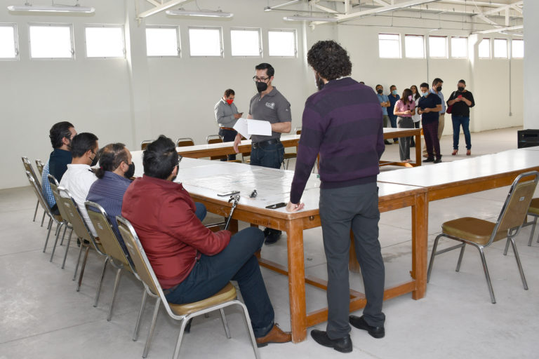 Entregan autoridades electorales lista nominal a partidos políticos