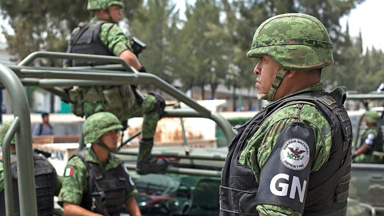 Civiles enfrentan a elementos de la Guardia Nacional en Teocaltiche; hay tres heridos