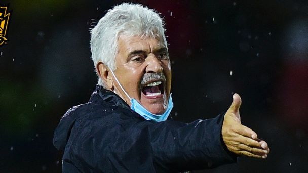 Ricardo Ferretti dejó de ser técnico de los Bravos de Juárez