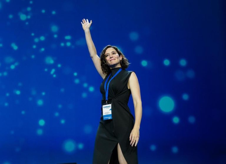 Una locura: la alcaldesa de Madrid antidrogas (pero pro alcohol)