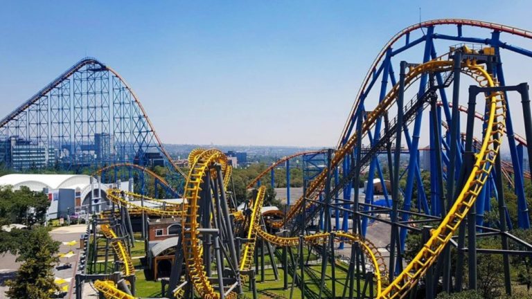 Localizan en Six Flags a una menor de edad reportada desaparecida en NL