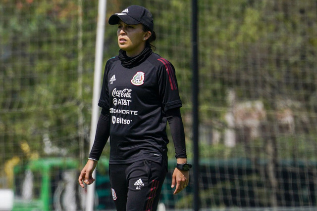 Ana Galindo, la primera mujer en dirigir a una Selección Mexicana de futbol varonil