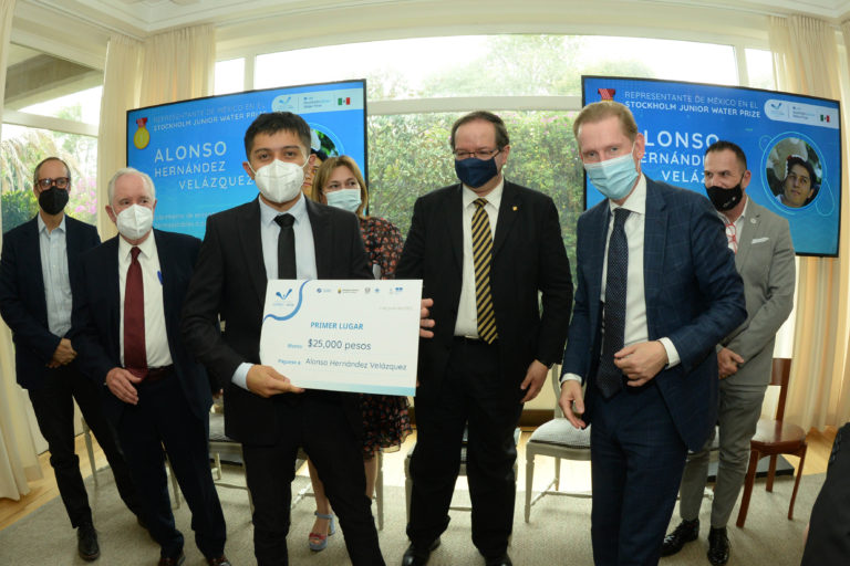 Preparatoriano representará a México en concurso internacional del agua