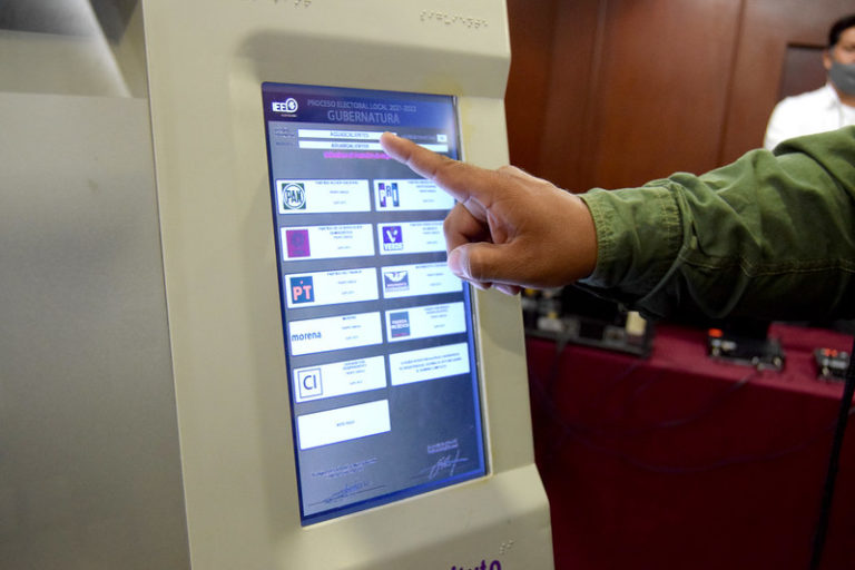 Próxima reforma electoral debe contemplar el voto electrónico