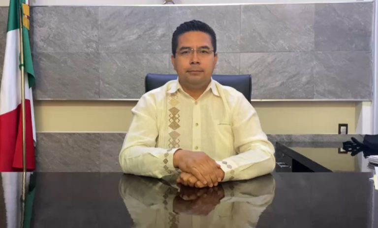 “Valores morales” se pierden por feminismo y homosexualidad: Presidente municipal de Ocozocoautla