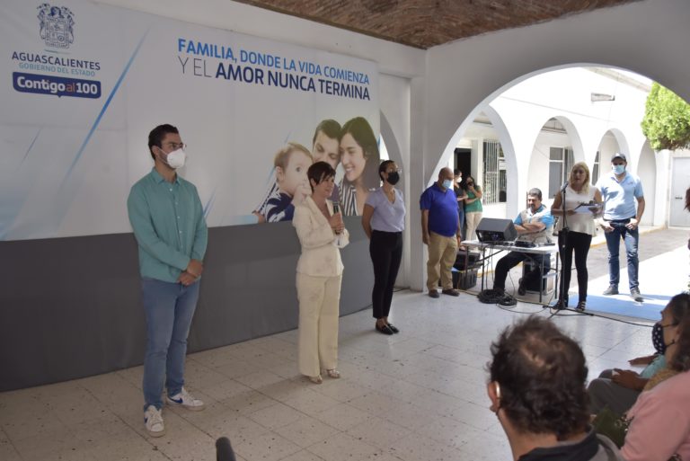 Otorga DIF Estatal en Aguascalientes aparatos auditivos gratuitos a 253 beneficiarios