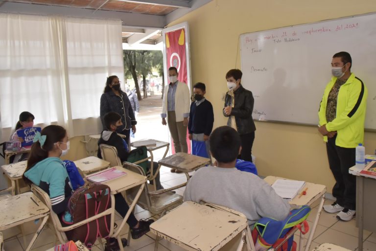 DIF Estatal arrancará gira de útiles escolares el próximo lunes 