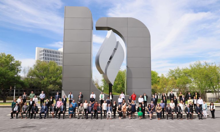 UAA reconoce a personal administrativo por años de servicio