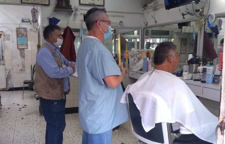 Estéticas y barberías, obligadas a tramitar su constancia en manejo higiénico sanitario