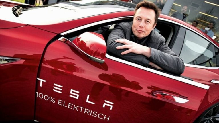 Elon Musk da ultimátum a empleados de Tesla para que regresen a la oficina