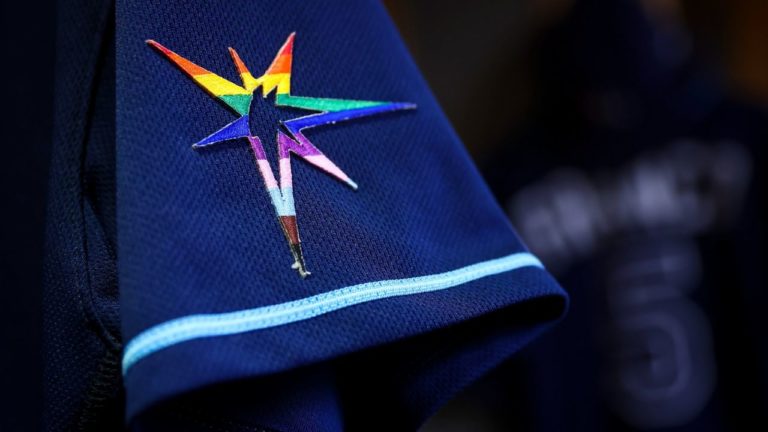 Jugadores de las “Rayas” de Tampa Bay se niegan a usar logo en apoyo a la comunidad LGBTQ+