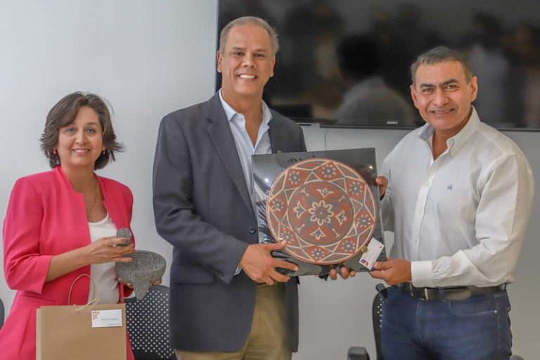 Visita alcalde de Jesús María Tlajomulco de Zúñiga