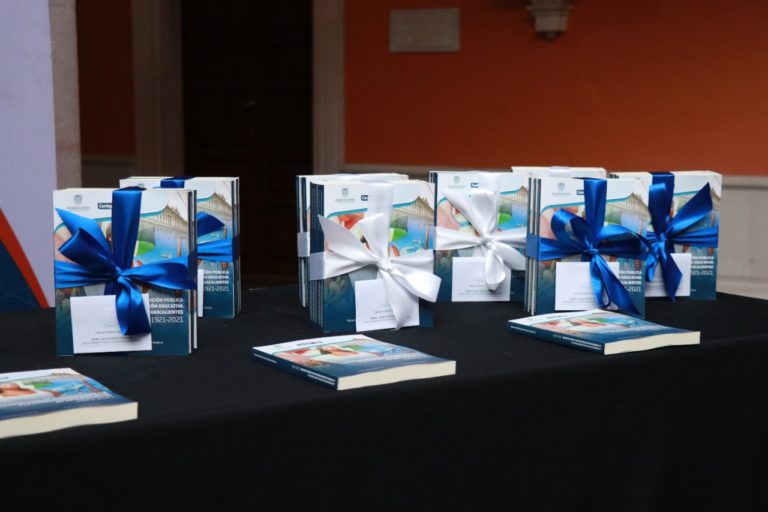 Presentan el libro La secretaría de educación pública y la federalización educativa en Aguascalientes 1921-2021