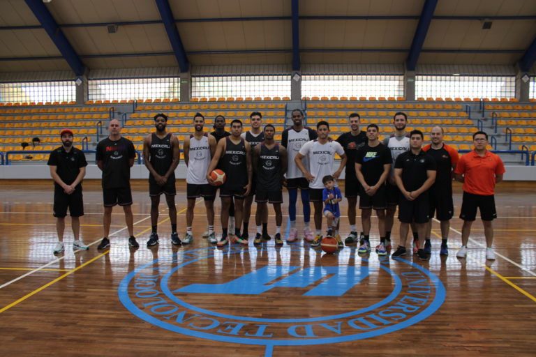 Instalaciones deportivas de la UTA albergan entrenamiento de Soles de Mexicali