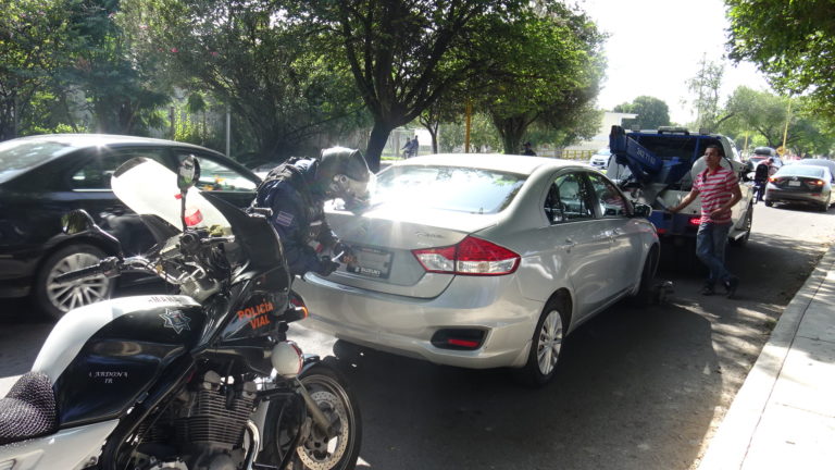 Implementa SEFI operativos de orientación a conductores para actualizar las placas de sus vehículos