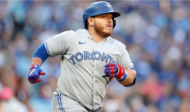 Alejandro Kirk, el décimo tercer mexicano en el All Star Game de la MLB