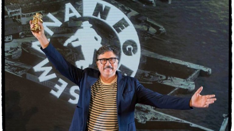 El asesino inconformista “es un grito de indignación”, afirma el escritor Carlos Bardem