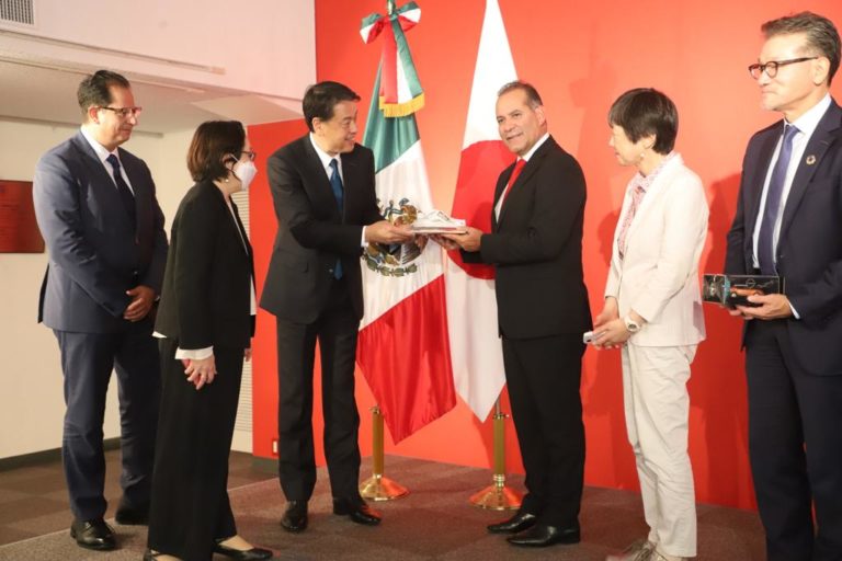 Así fue la visita de Martín Orozco a Japón