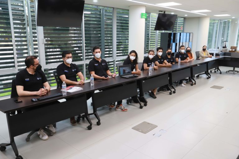 UAA vincula a sus estudiantes con el sector empresarial