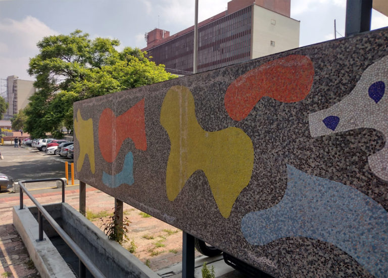 Un mural misterioso, sin nombre ni autor