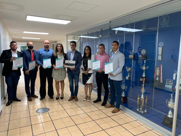 Reconoce IEA a docentes ganadores del concurso de la sesión de educación física a nivel estatal