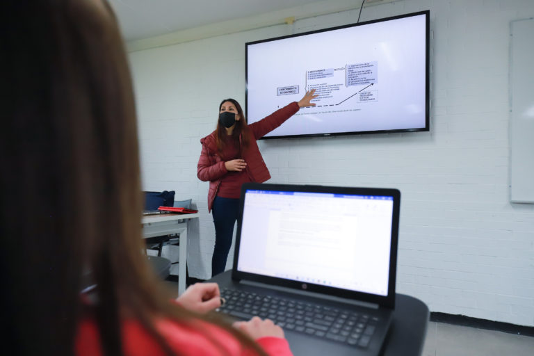 Amplía UAA fondo de pensiones y jubilaciones a 1,300 mdp 