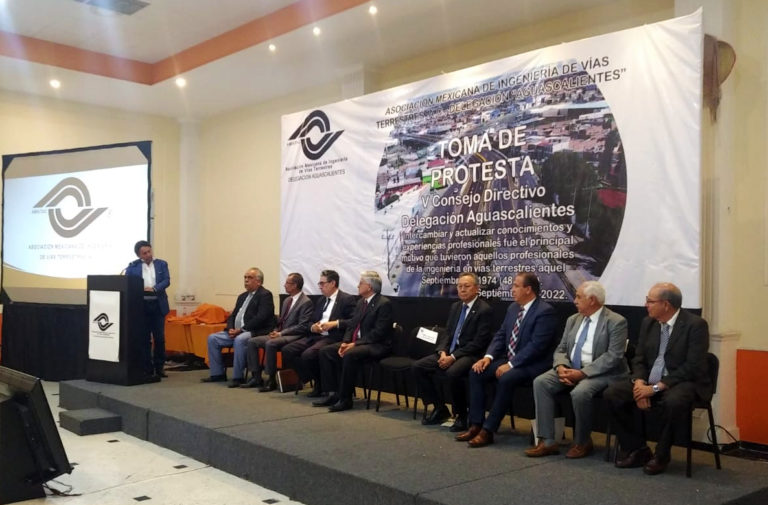 Rinde protesta el Comité Directivo de la Asociación Mexicana de Vías Terrestres en Aguascalientes