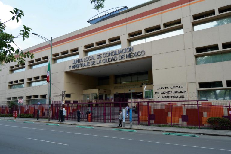 Despidos masivos e ilegales en la Junta Local de Conciliación y Arbitraje