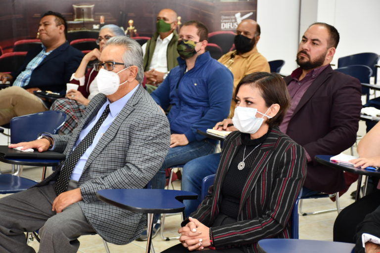 Se imparte curso sobre constitución y registro de partidos políticos locales