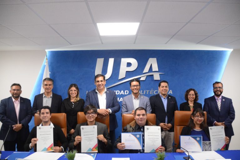 Estudiantes de la UPA son reconocidos a nivel nacional