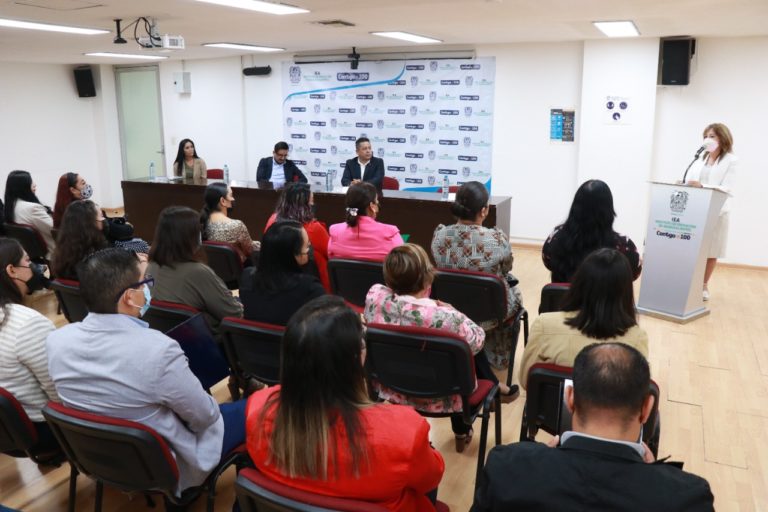 Reconocen a docentes por su participación a nivel nacional en la evaluación de los nuevos libros de texto gratuito