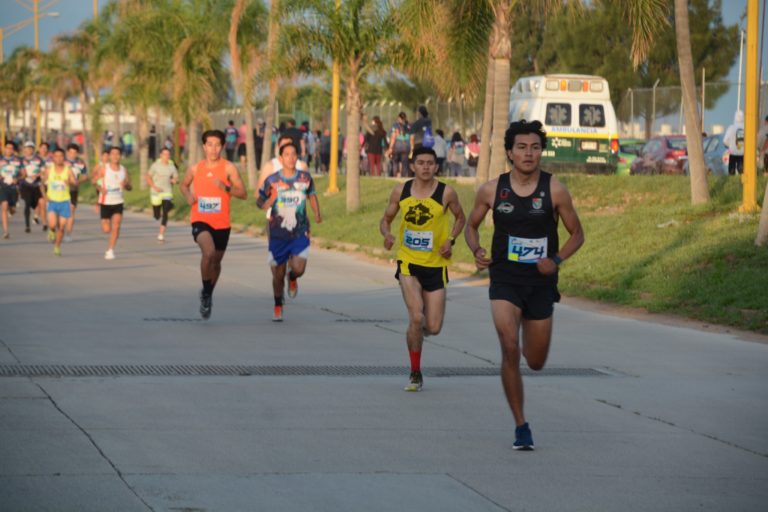 La UPA realizó carrera atlética