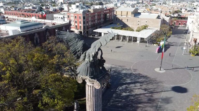 Ceremonia del grito de independencia y desfile cívico-militar se vivirán en ambiente familiar