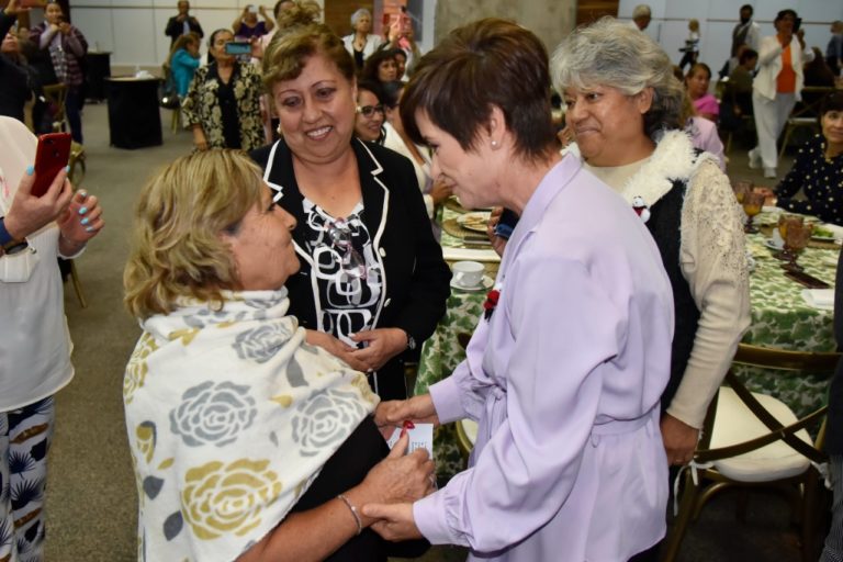 Llama Yolanda Ramírez a seguir trabajando por las familias de Aguacalientes