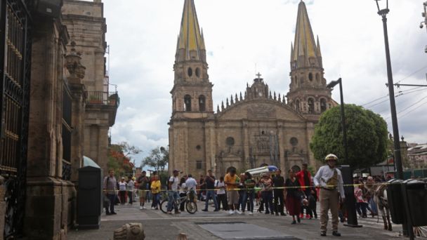 Jalisco reporta daños en edificios históricos y en planteles de la UdeG por sismo de 7.7