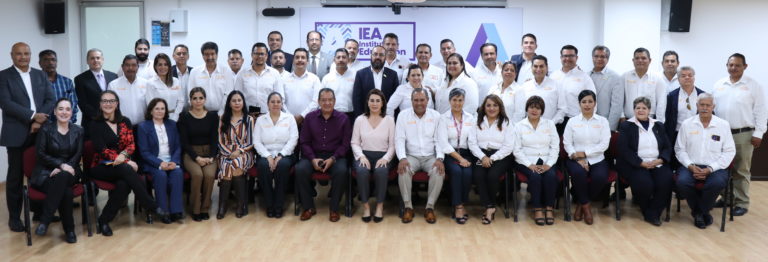 IEA y SNTE acuerdan diálogo permanente