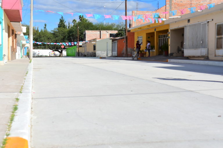 Continúan con el programa de rehabilitación de vialidades en Aguascalientes
