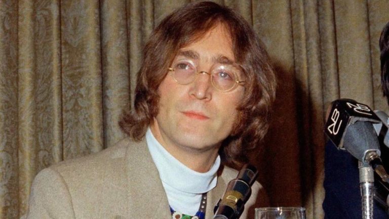 Sí, fue por culpa de Lennon/ El banquete de los pordioseros 