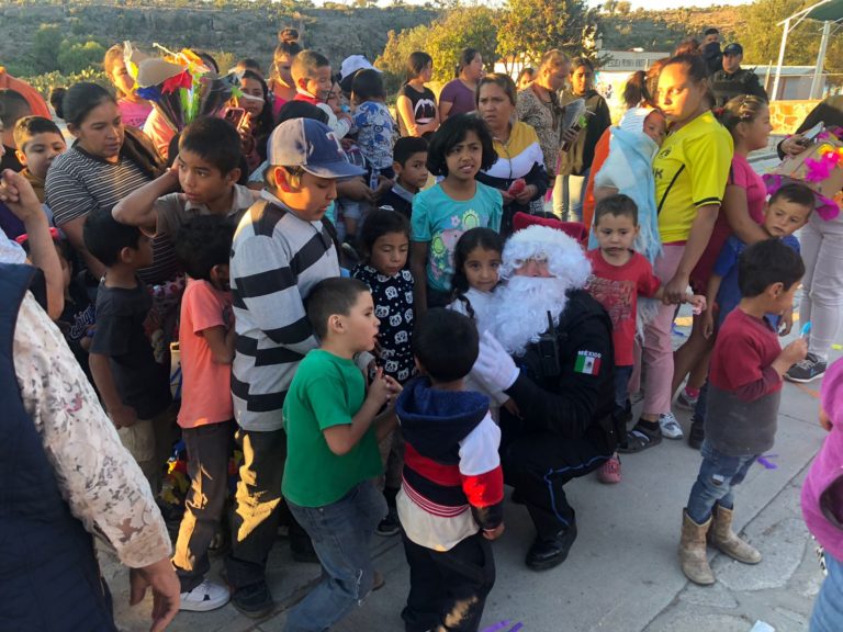 Policía estatal realiza Caravanas Navideñas en el estado de Aguascalientes