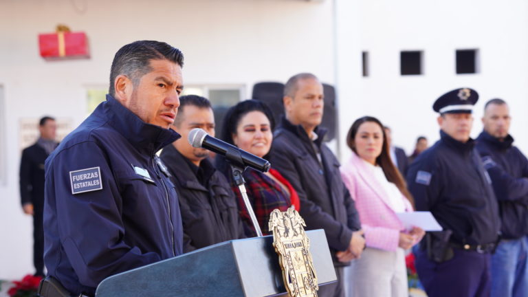 Tere Jiménez realiza pase de lista a la policía municipal de Jesús María